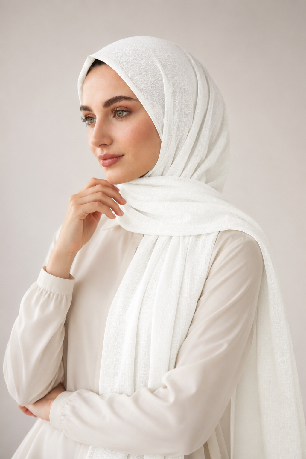Off White Lawn Hijab